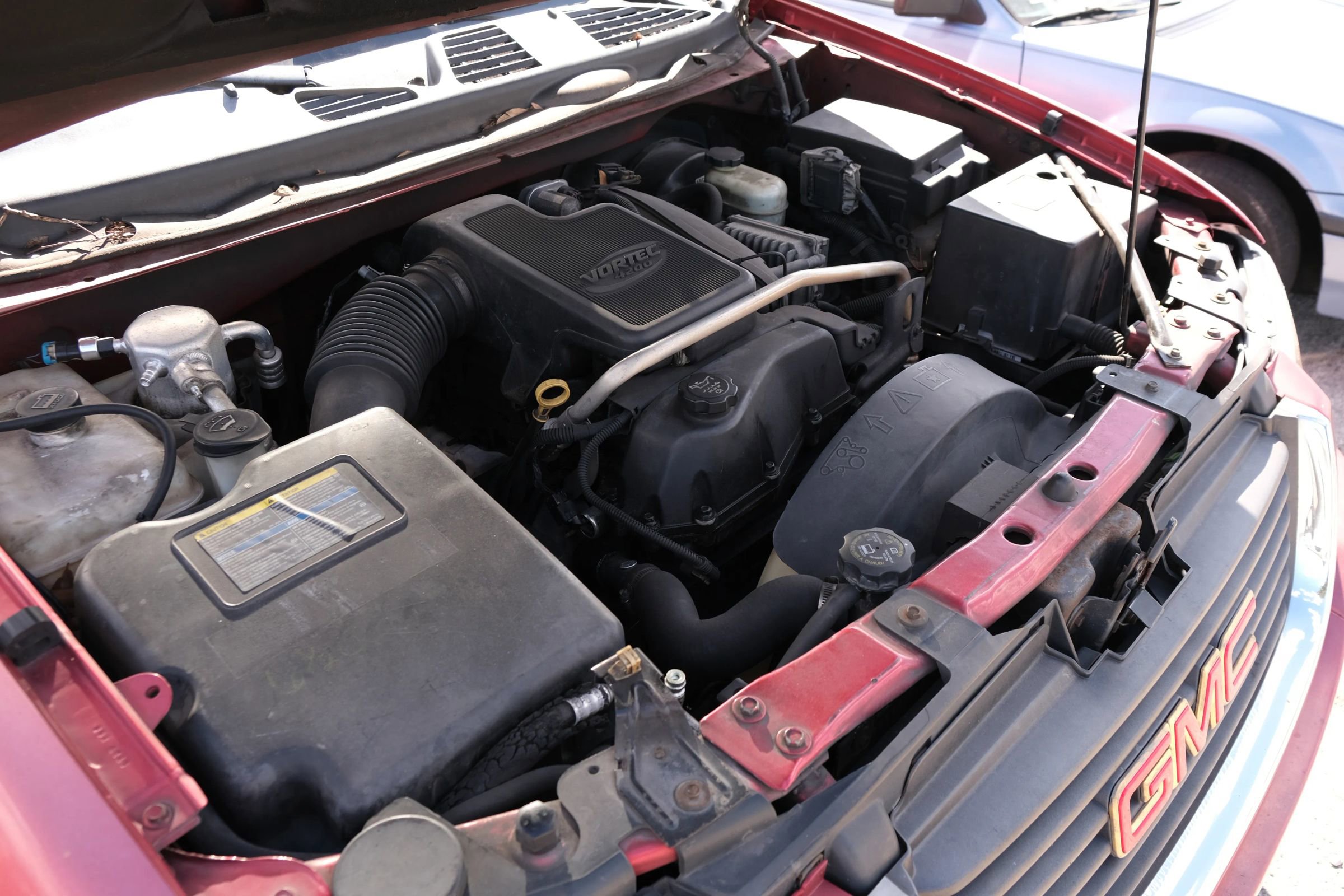 Used 2003 GMC Envoy SLT image 43