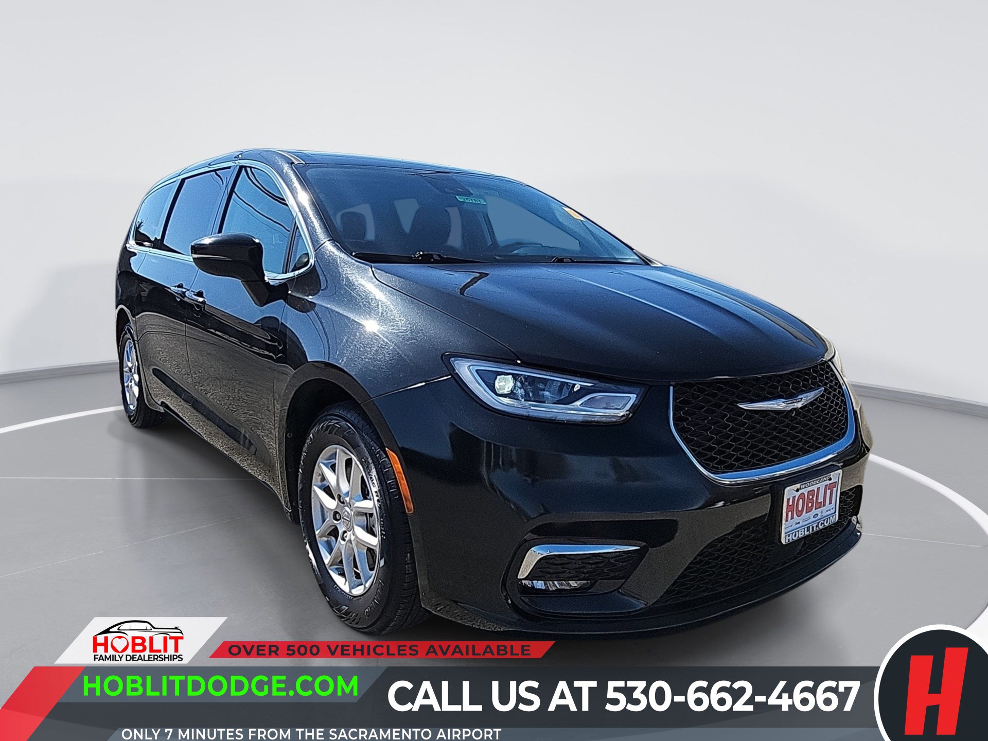 Certified 2023 Chrysler Pacifica Touring-L