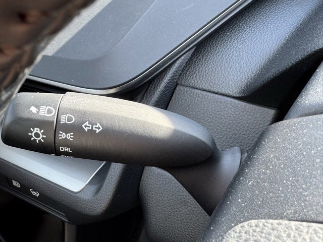 Certified 2023 Toyota Prius LE image 25