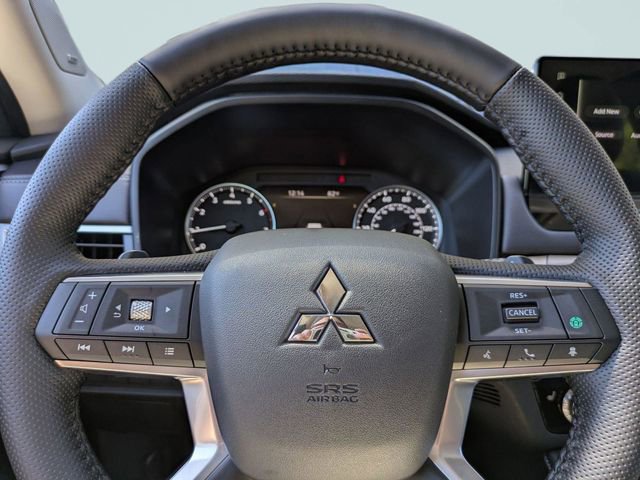New 2026 Mitsubishi Outlander SE FWD image 31