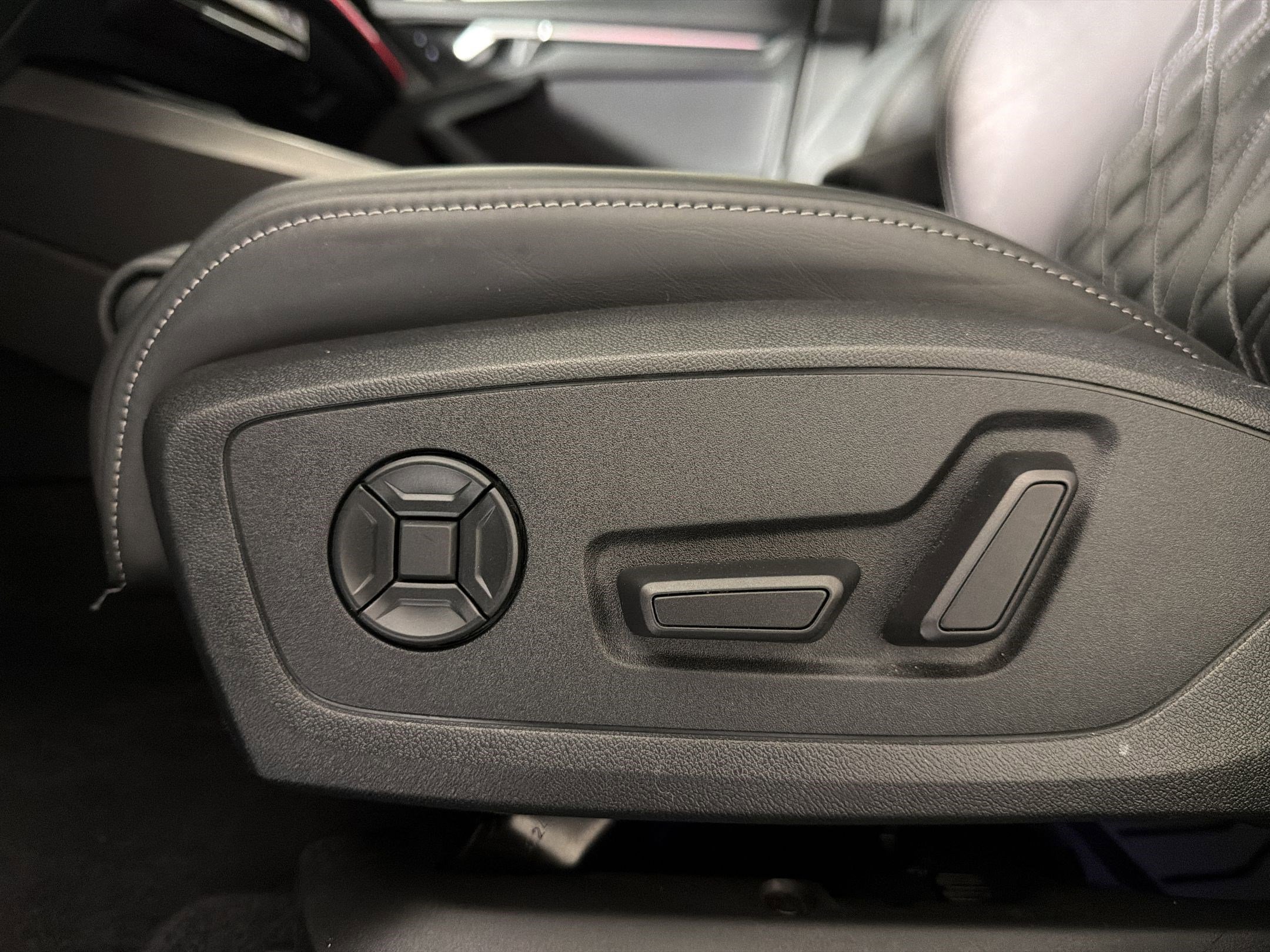 Used 2024 Audi S3 Premium Plus w/ Premium Plus Package AWD/4WD image 13