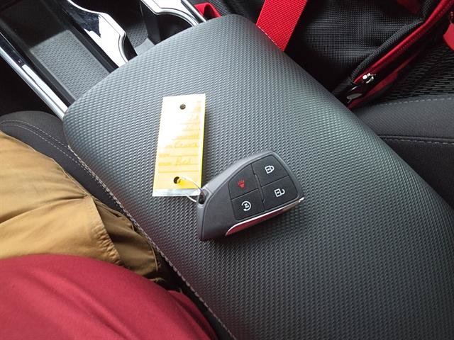 Used 2025 Chevrolet Equinox LT w/ Safety and Technology Package FWD image 24