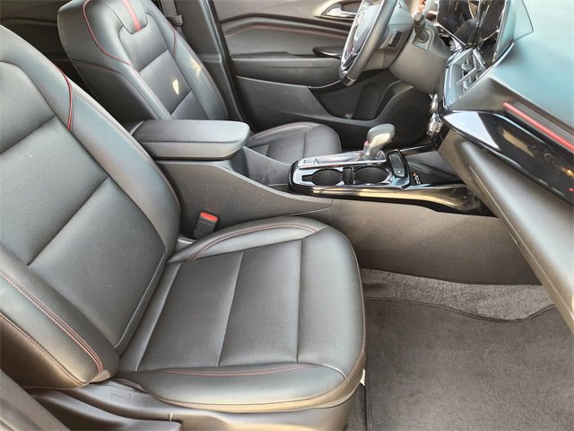 Used 2024 Chevrolet Trax RS w/ Sunroof Package image 15