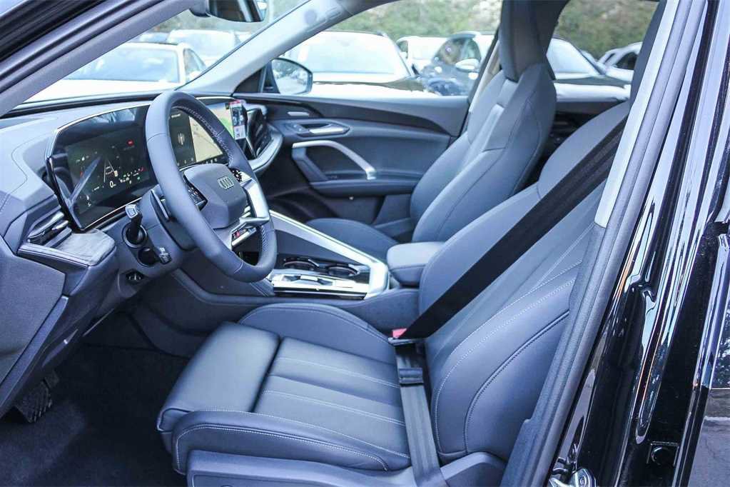 New 2025 Audi Q5 Premium Plus image 19