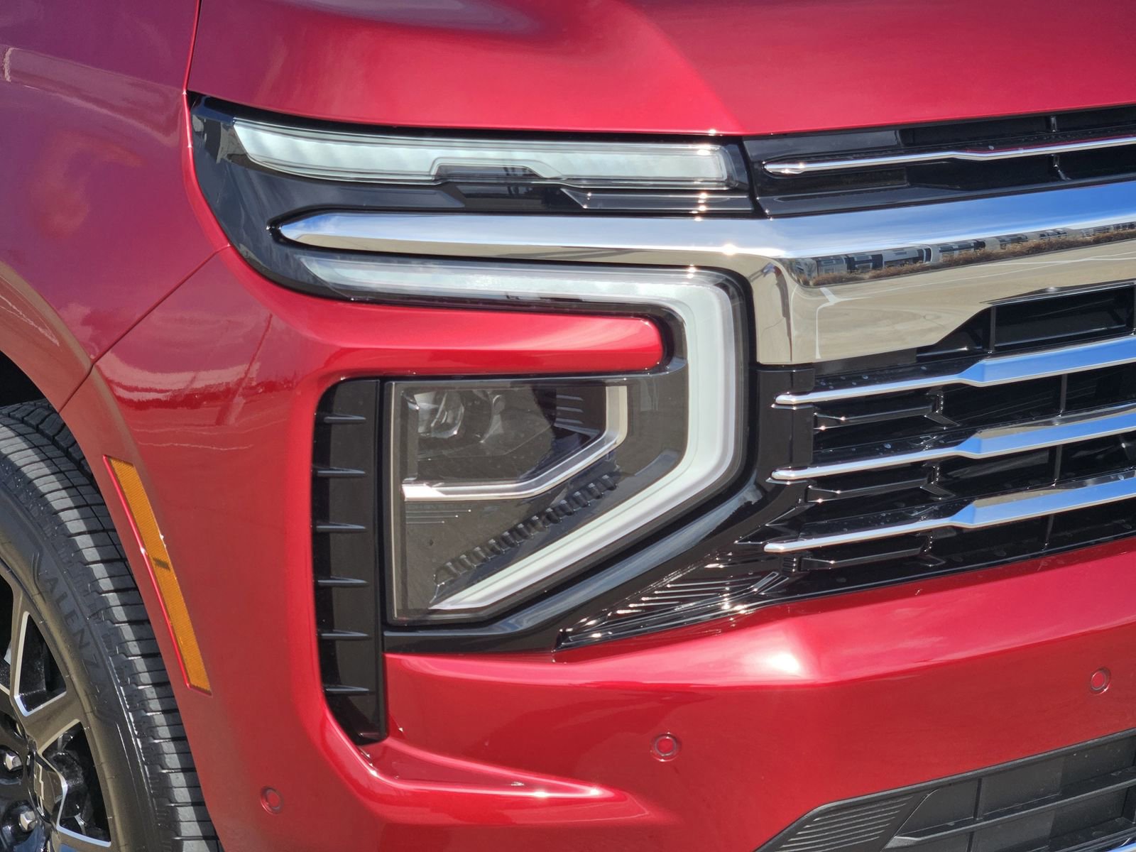 New 2026 Chevrolet Suburban LT w/ Comfort Package image 10