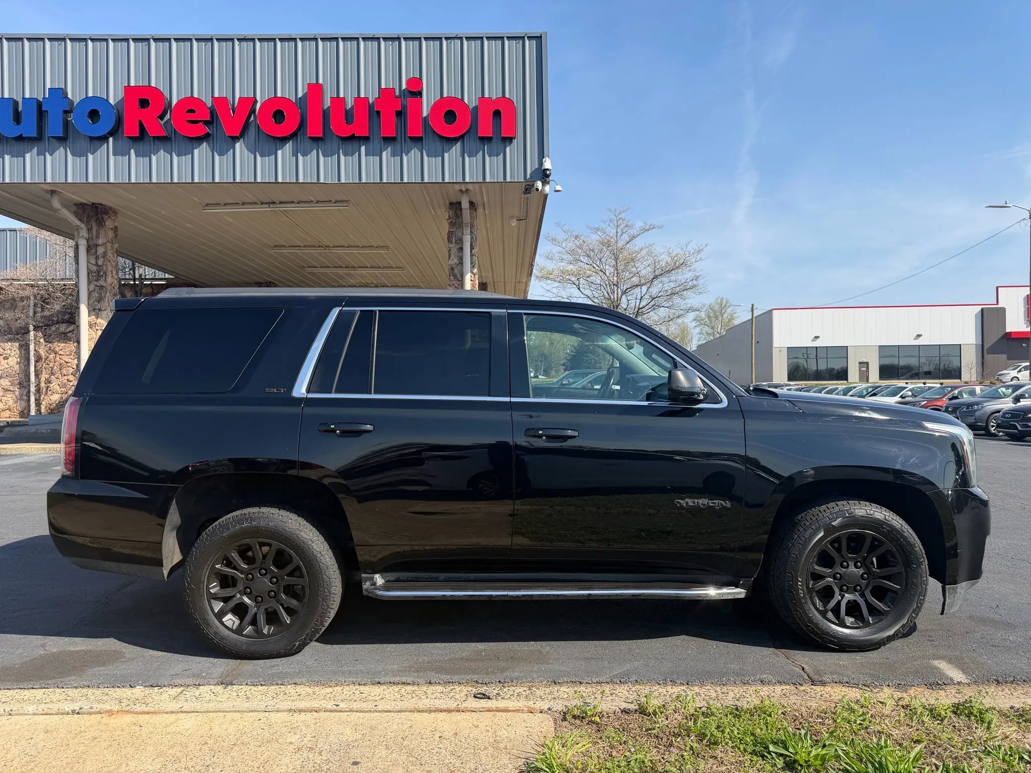Used 2015 GMC Yukon SLT RWD image 8