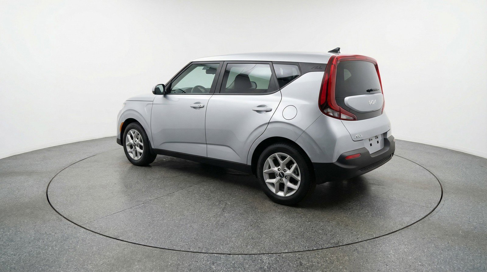 Used 2025 Kia Soul LX w/ LX Technology Package image 5
