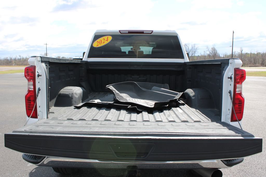 Used 2024 Chevrolet Silverado 2500 LT image 16