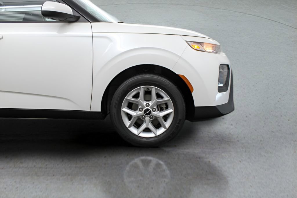 Used 2022 Kia Soul S FWD image 39