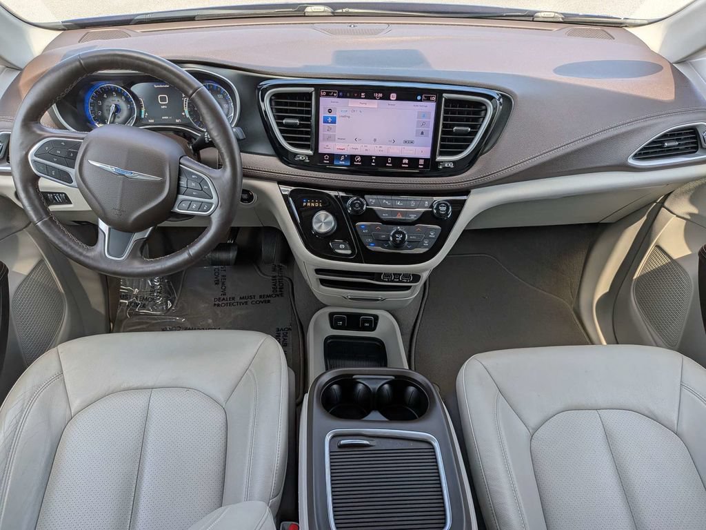 Used 2021 Chrysler Pacifica Touring-L w/ Premium & Safety Sphere Group FWD image 15