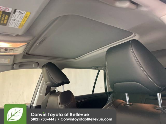 Used 2020 Toyota RAV4 XLE Premium image 24