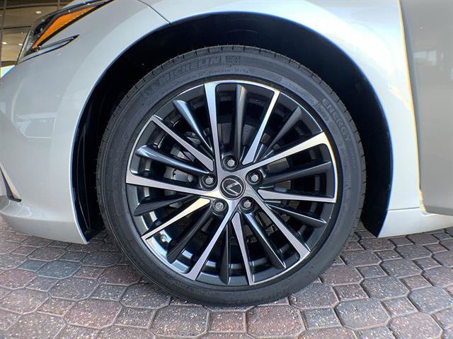 Certified 2025 Lexus ES 350 w/ Premium Package FWD image 10