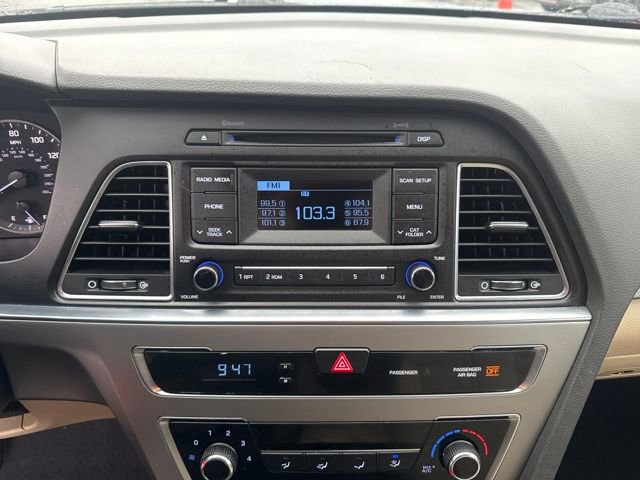 Used 2015 Hyundai Sonata SE image 18