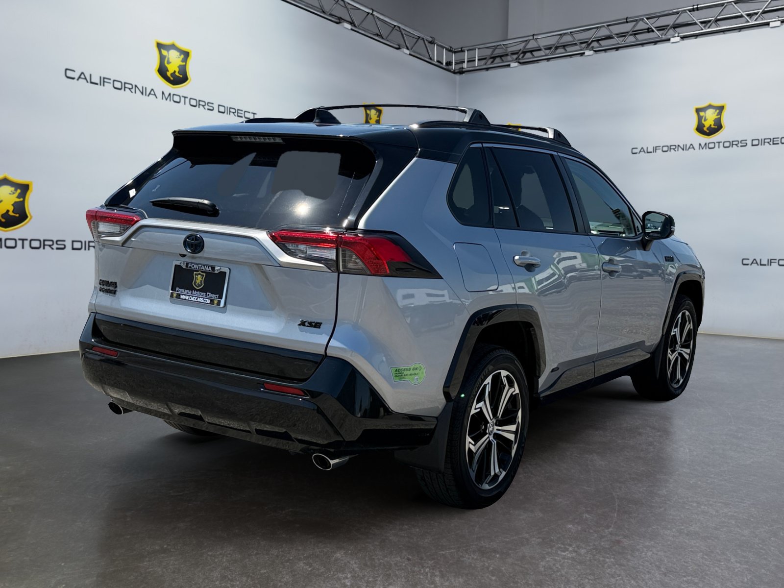 Used 2022 Toyota RAV4 XSE AWD/4WD image 5