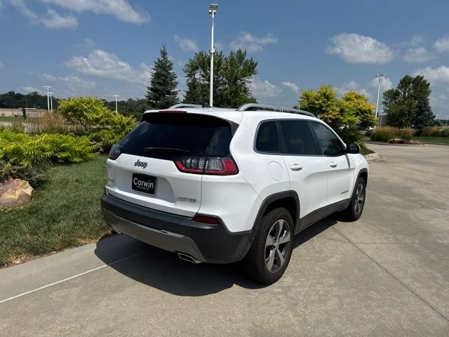 Used 2019 Jeep Cherokee Limited AWD/4WD image 3