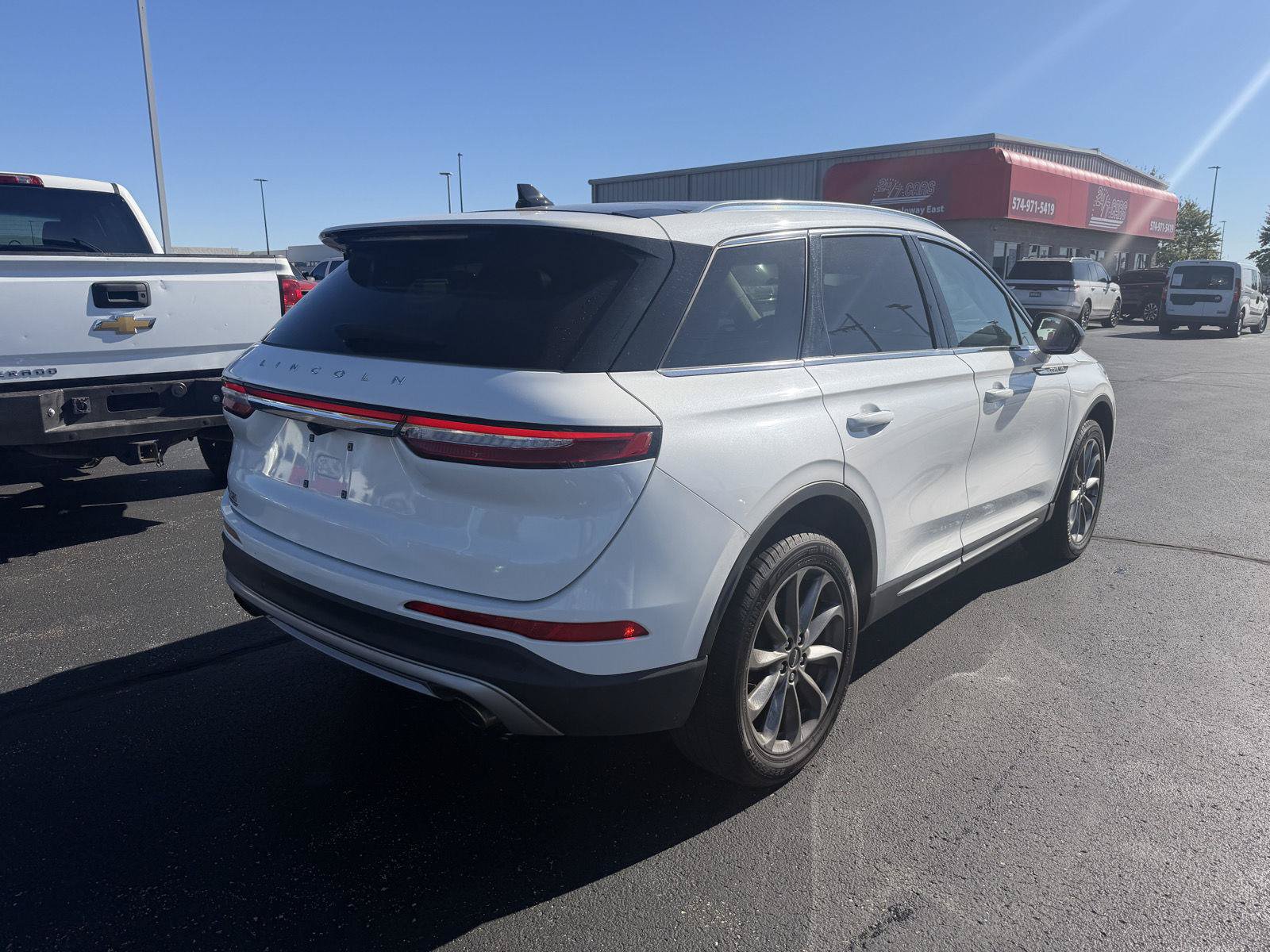 Used 2020 Lincoln Corsair FWD w/ Premium Package image 9