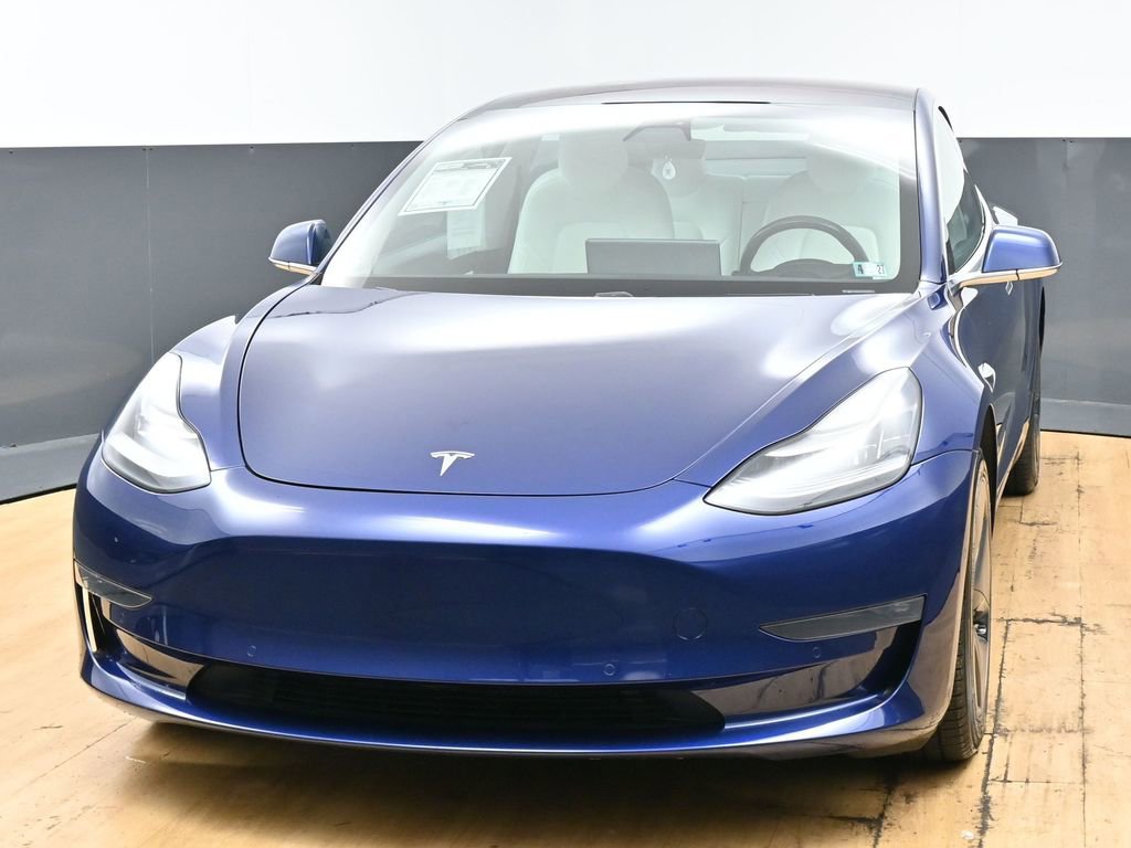 Used 2019 Tesla Model 3 Standard Range Plus image 5