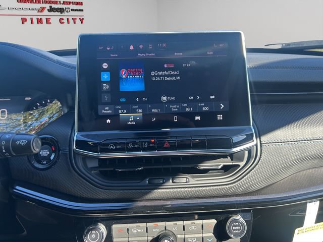 New 2026 Jeep Compass Altitude image 16