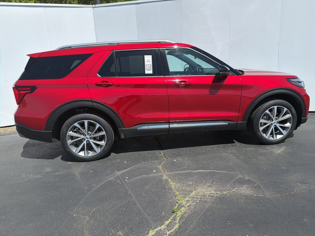 Used 2025 Ford Explorer Platinum w/ Ultimate Package AWD/4WD image 3