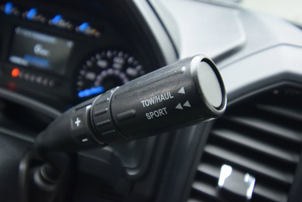 Used 2017 Ford F150 XL w/ Equipment Group 101A Mid AWD/4WD image 21