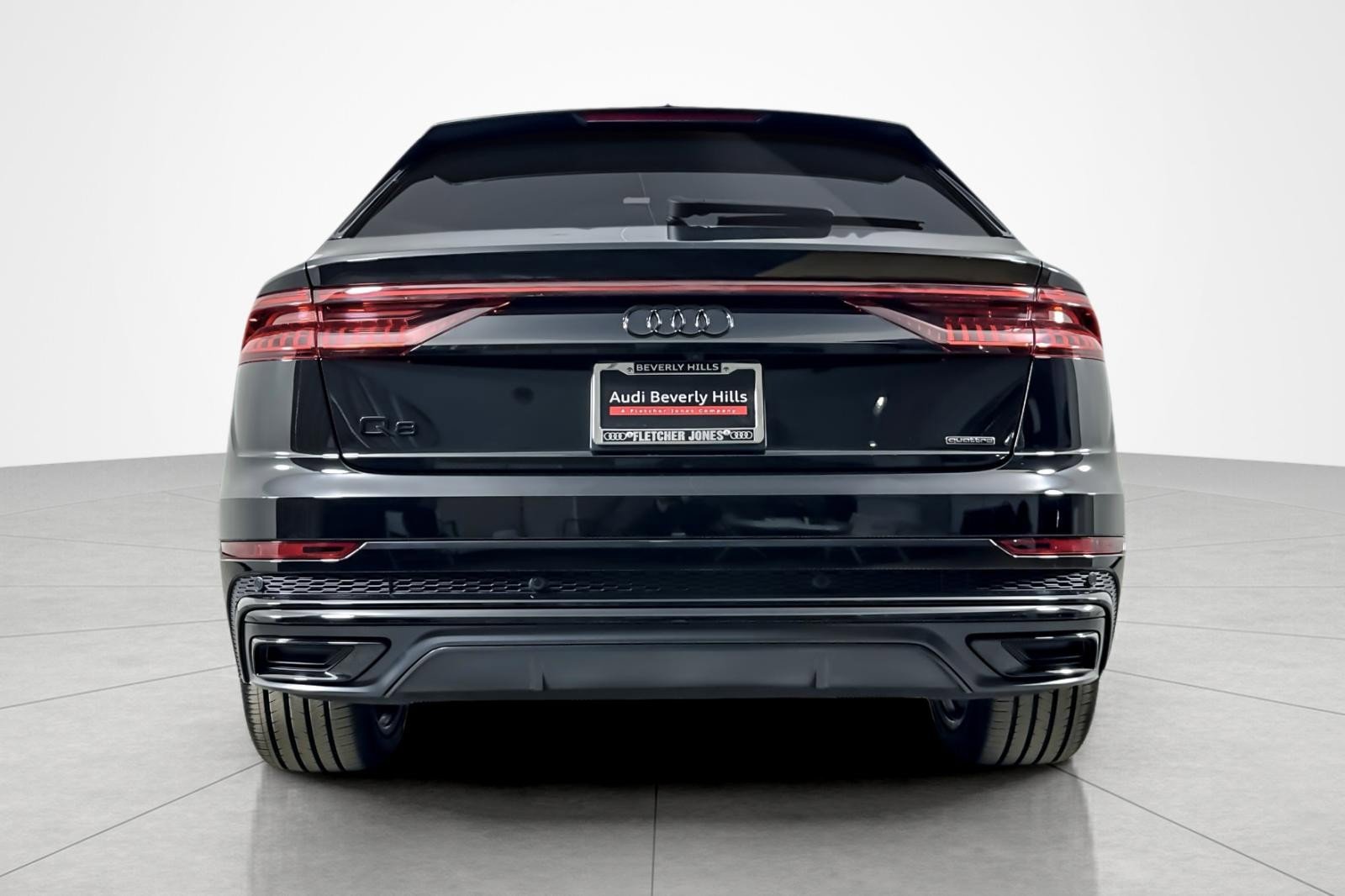 Used 2023 Audi Q8 Premium Plus w/ Premium Plus Package image 4