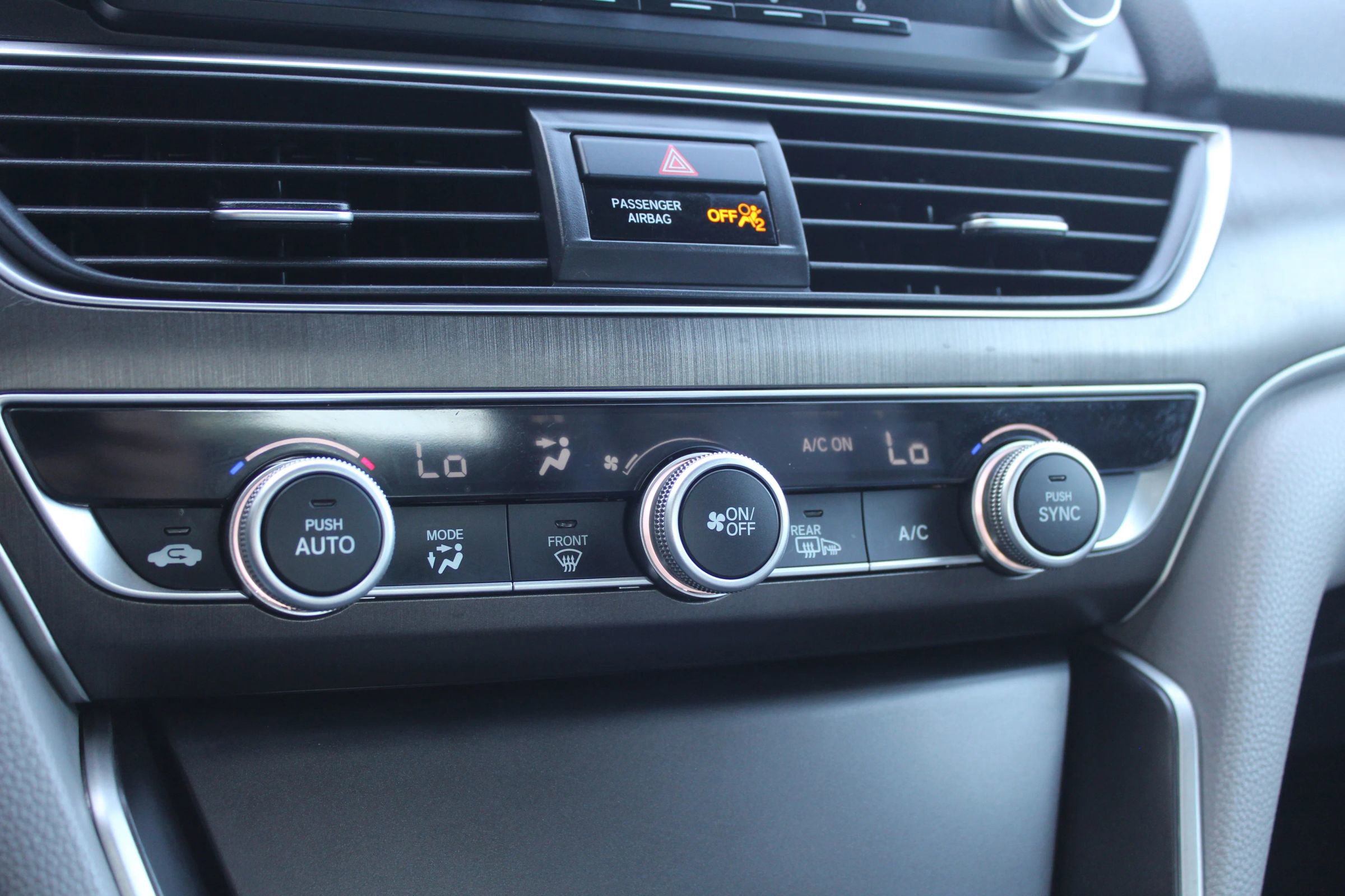 Used 2018 Honda Accord Hybrid image 31