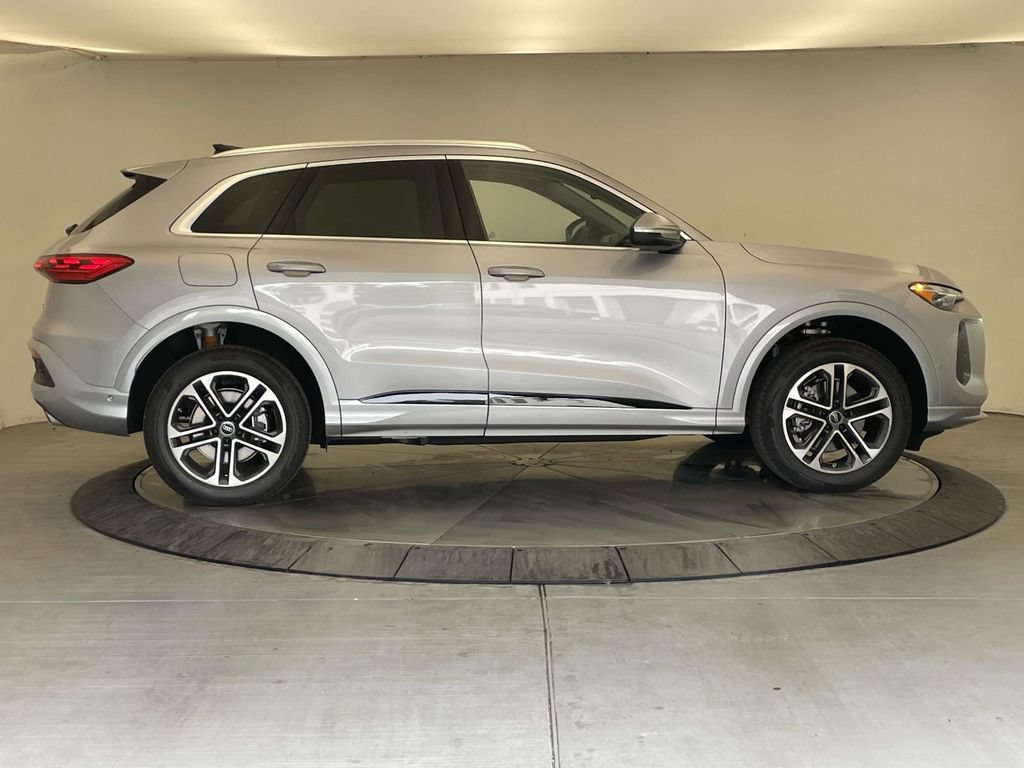 New 2026 Audi Q5 Premium AWD/4WD image 8