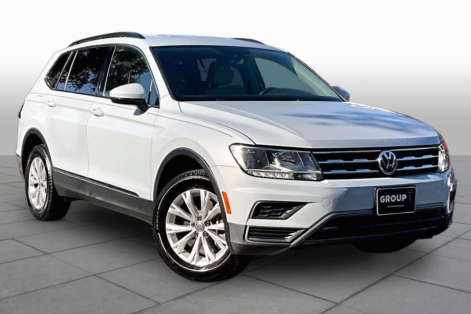Used 2018 Volkswagen Tiguan SE FWD image 3