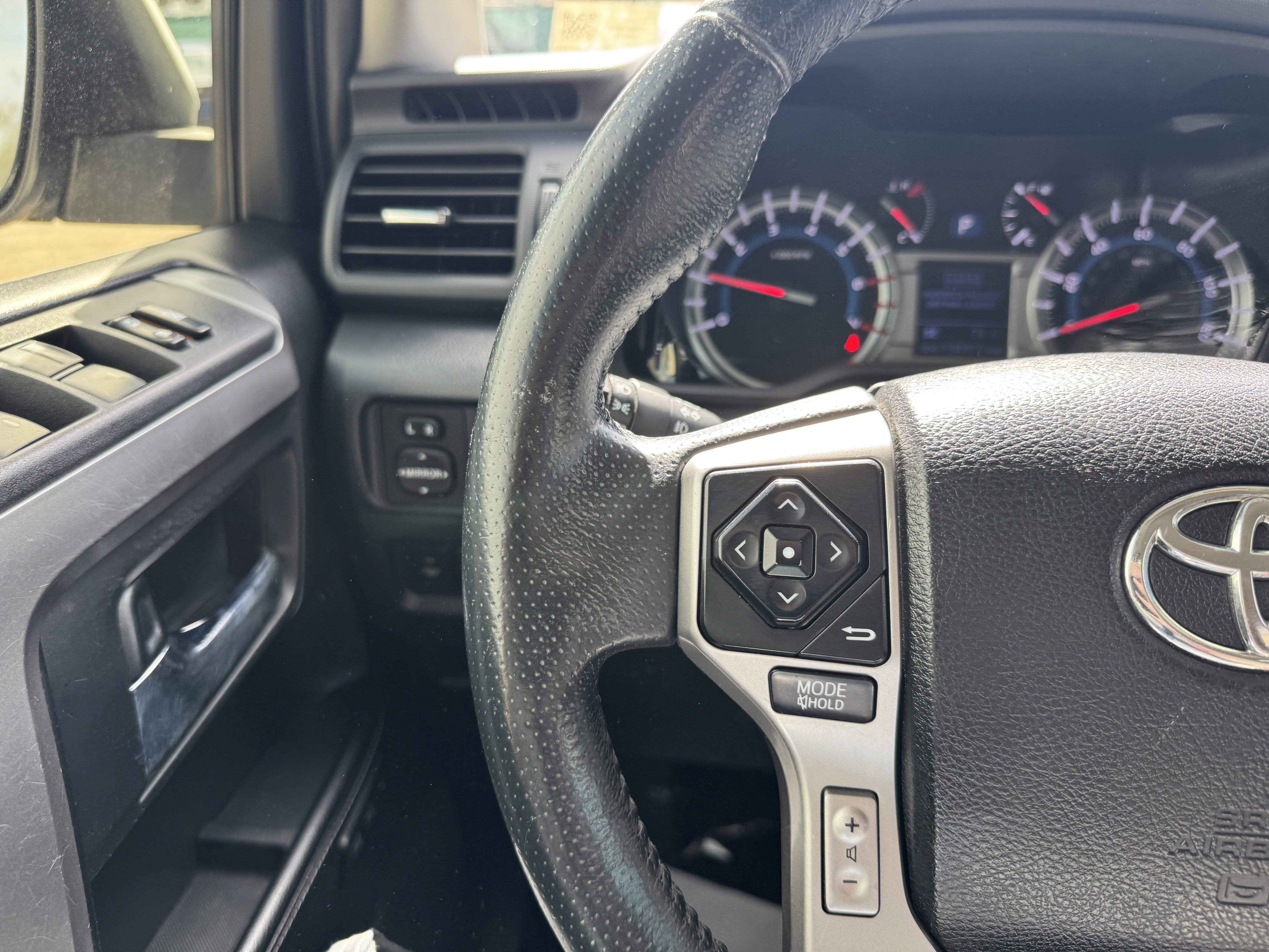 Used 2017 Toyota 4Runner Limited image 23