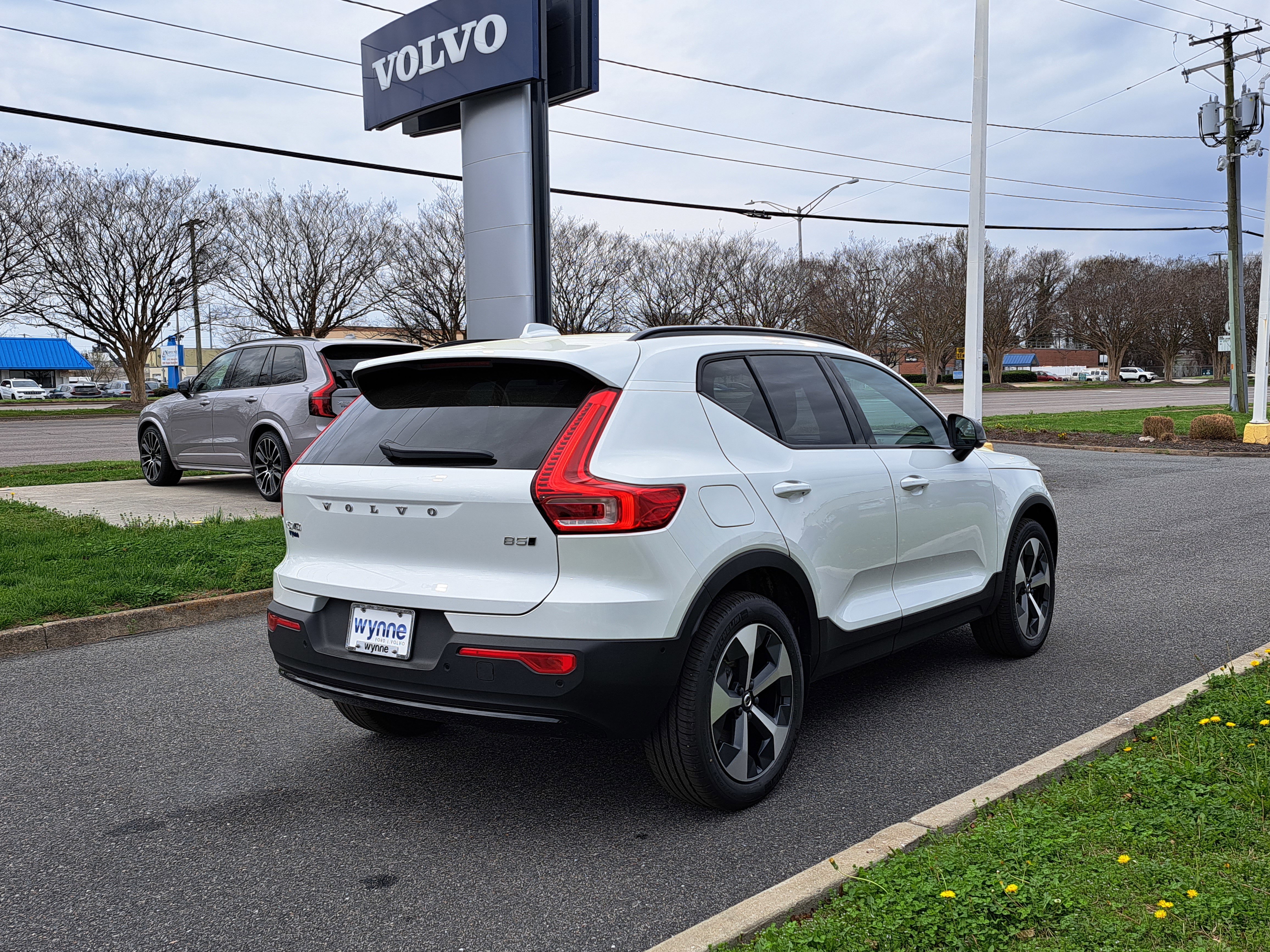 New 2026 Volvo XC40 B5 Plus w/ Protection Package Premier image 3