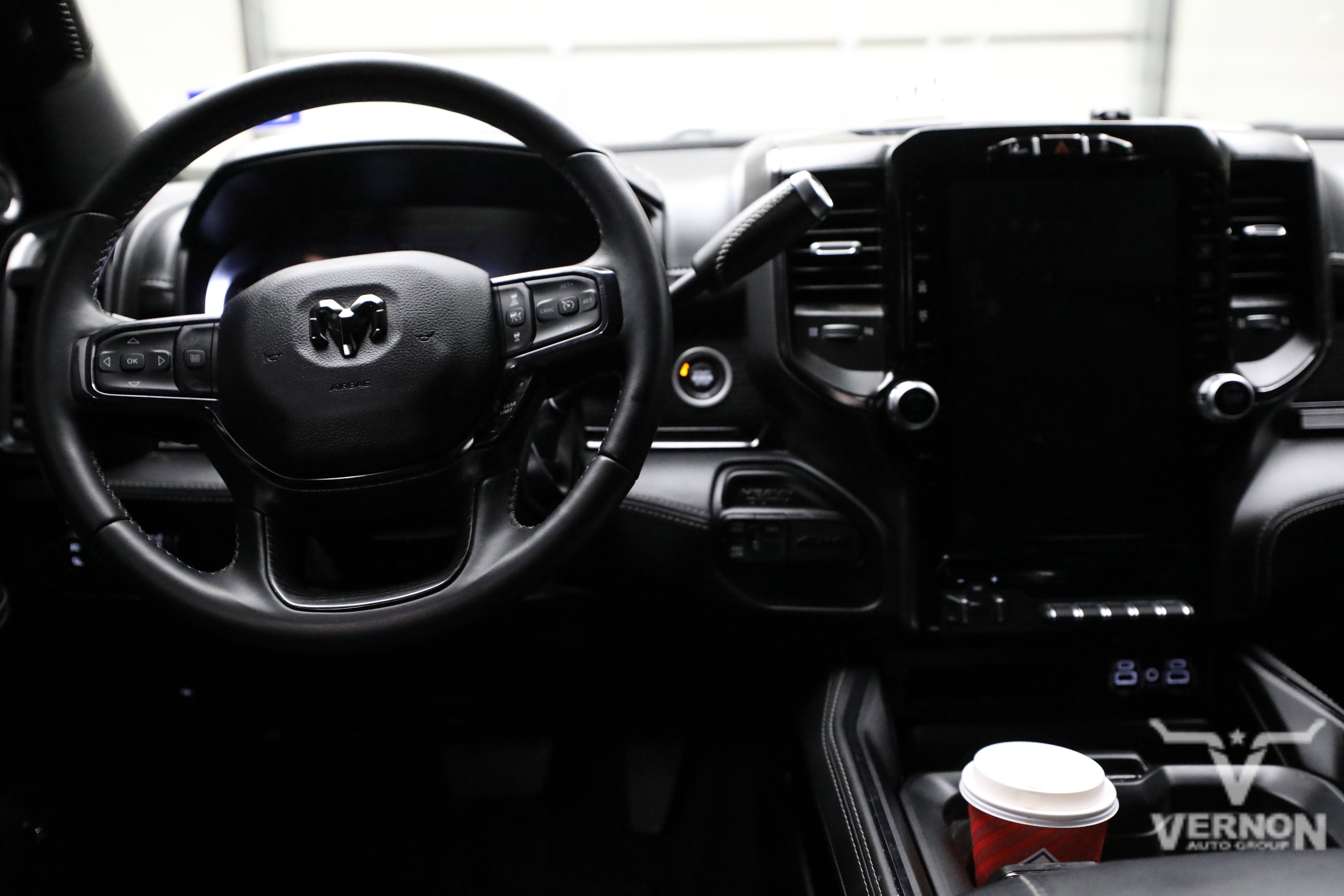 Used 2024 RAM 3500 Limited image 9