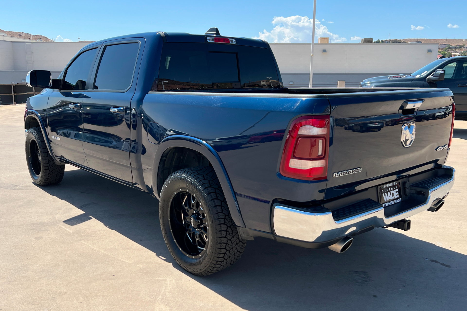 Used 2019 RAM 1500 Laramie w/ Trailer Tow Group AWD/4WD image 3