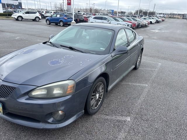 Used 2008 Pontiac Grand Prix image 2