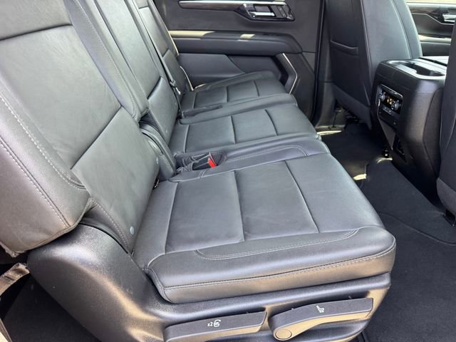 Certified 2025 Chevrolet Suburban Z71 image 10