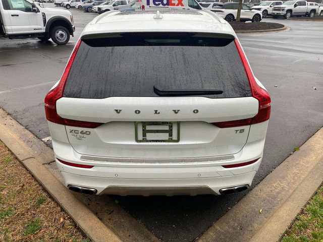 Used 2021 Volvo XC60 T5 Momentum w/ Protection Package Premier image 31
