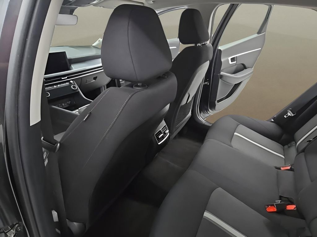 Certified 2025 Hyundai Sonata SEL image 14