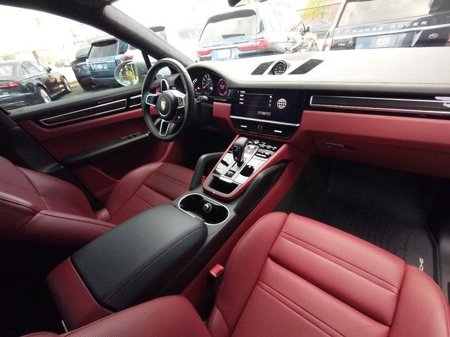 Used 2022 Porsche Cayenne GTS image 67