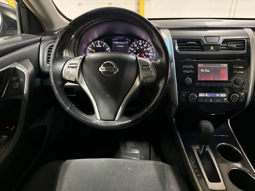 Used 2013 Nissan Altima 2.5 SV w/ 2.5SV Convenience Pkg FWD image 11