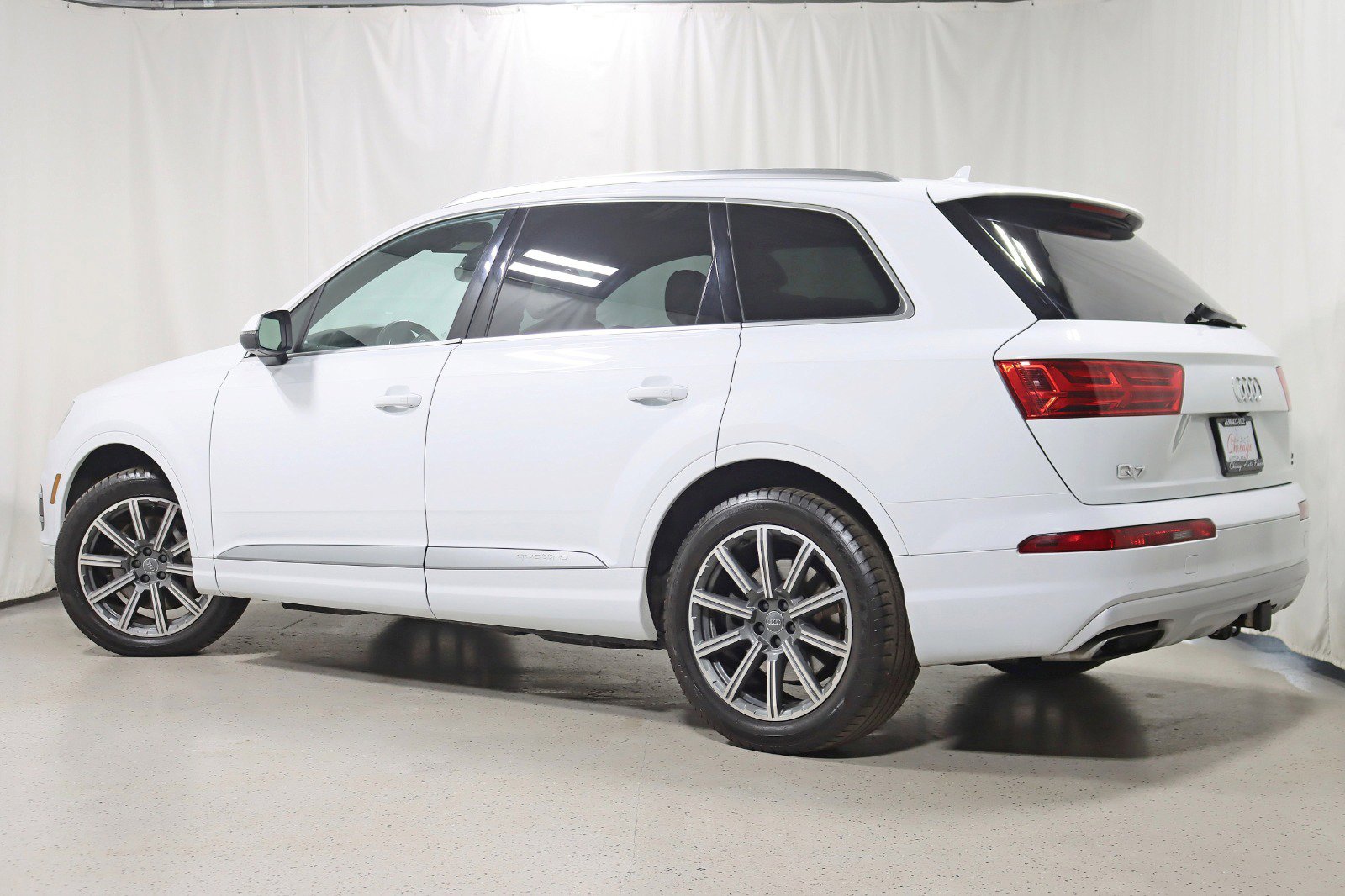 Used 2017 Audi Q7 3.0T Prestige image 9