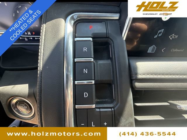 Certified 2022 Chevrolet Suburban High Country w/ Premium Package AWD/4WD image 15