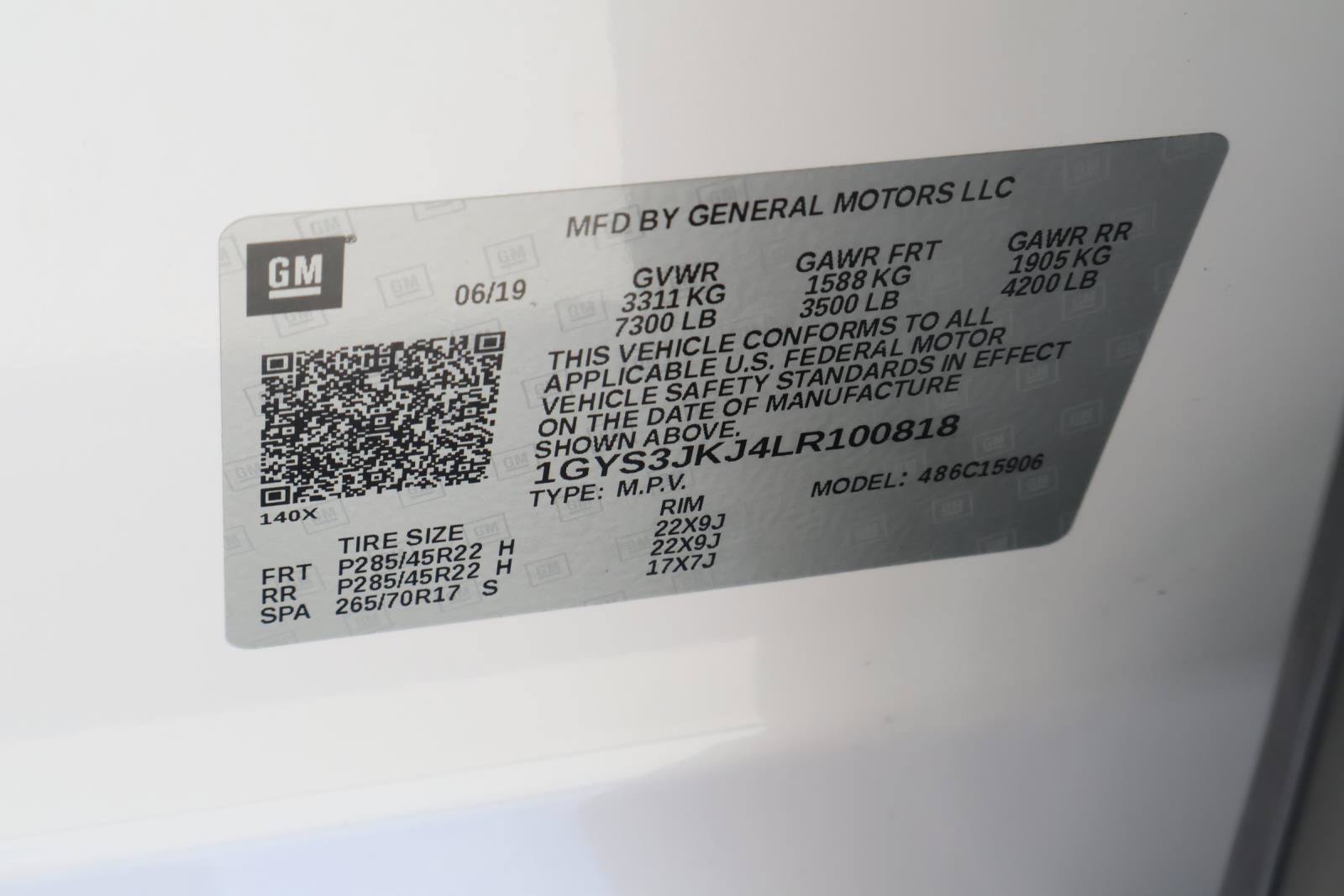Used 2020 Cadillac Escalade ESV Premium Luxury RWD image 29