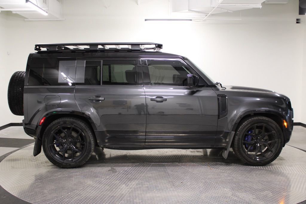 Used 2022 Land Rover Defender 110 X-Dynamic HSE image 6