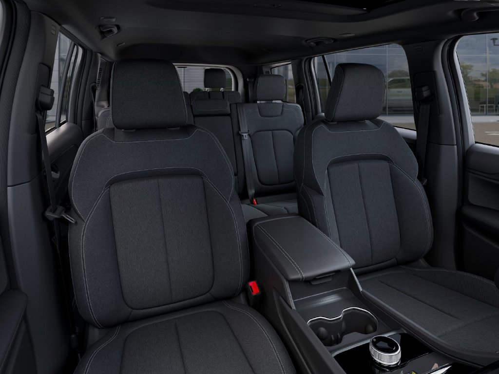 New 2025 Jeep Grand Cherokee L Laredo w/ Luxury Tech Group I AWD/4WD image 17