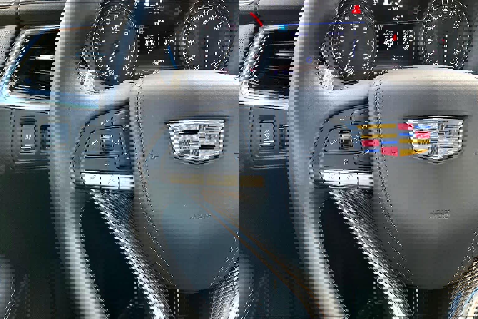 Used 2024 Cadillac XT6 Sport w/ Platinum Package image 24