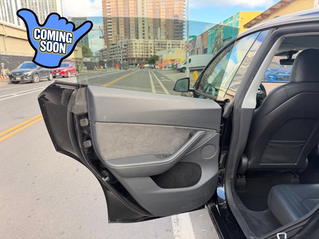 Used 2023 Tesla Model Y AWD image 12