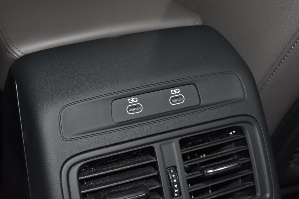 Certified 2025 Audi Q5 Premium Plus w/ Premium Plus AWD/4WD image 19