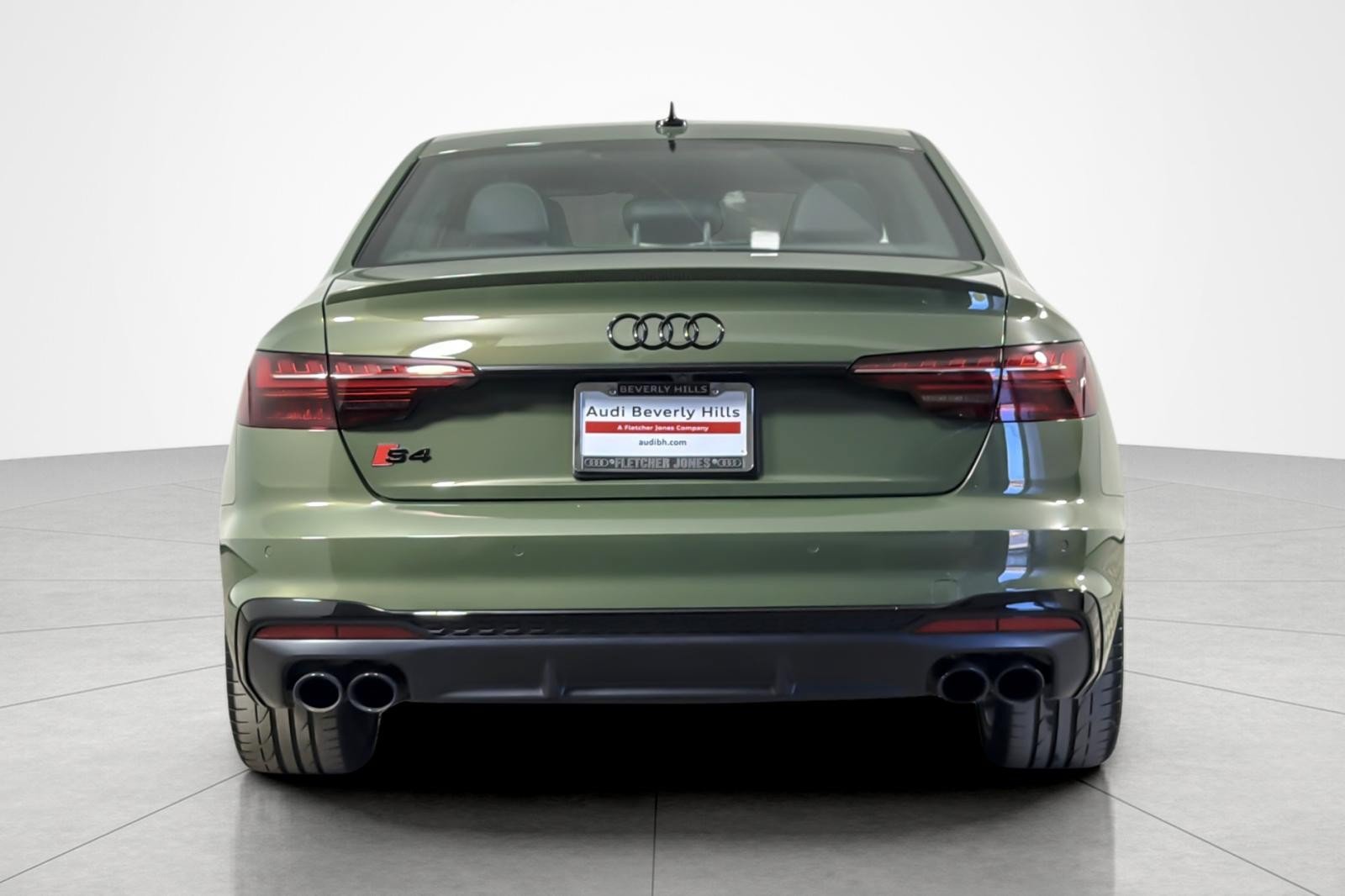 Used 2023 Audi S4 Premium Plus w/ Premium Plus Package AWD/4WD image 4