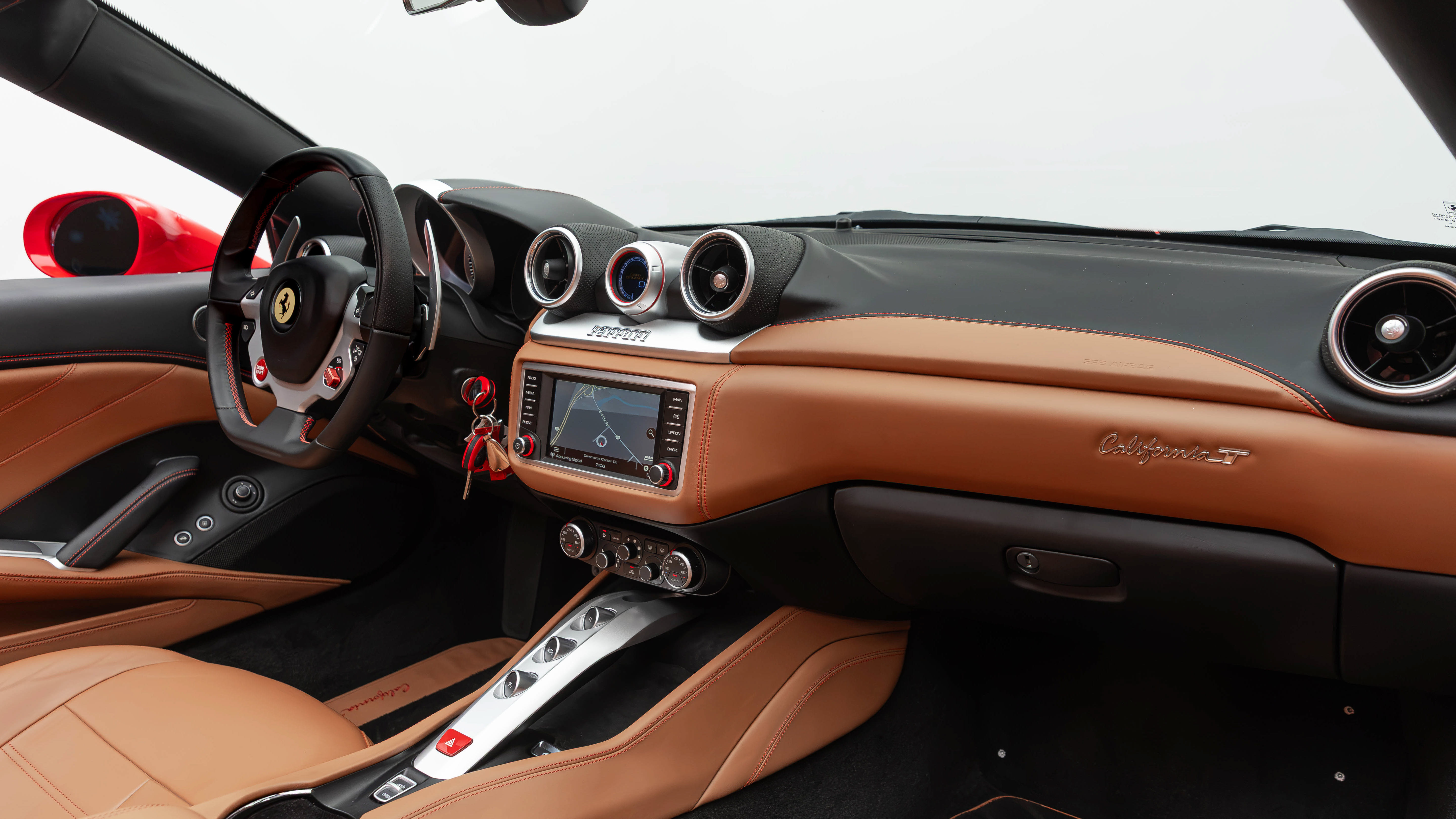 Certified 2016 Ferrari California T RWD image 42