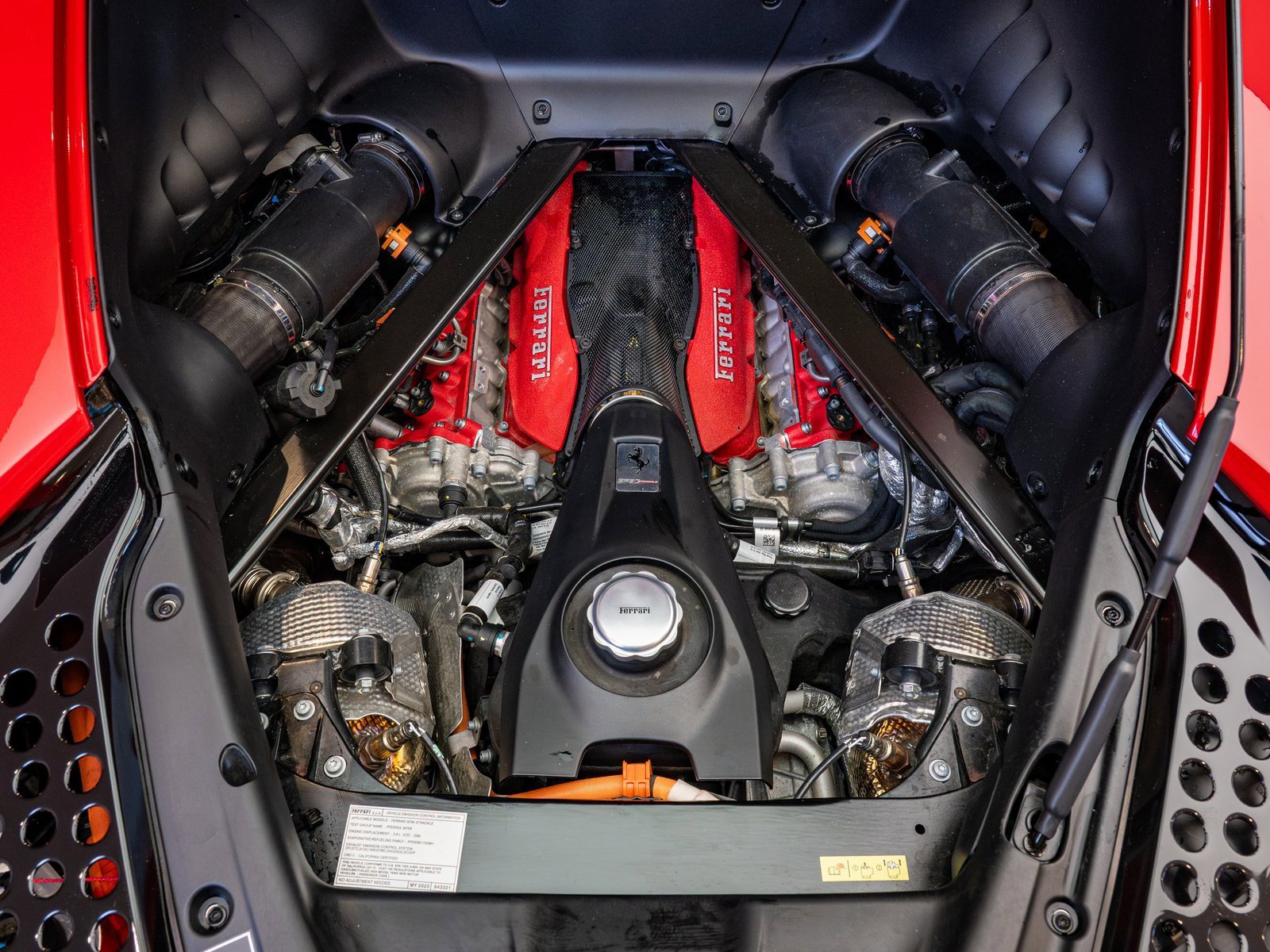 Used 2023 Ferrari SF90 Stradale image 24