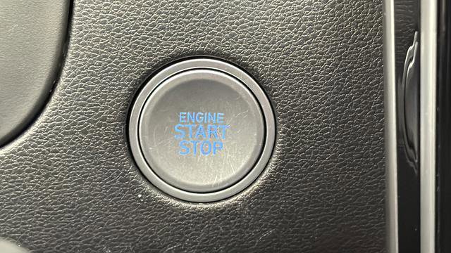 Used 2023 Hyundai Tucson Limited image 28